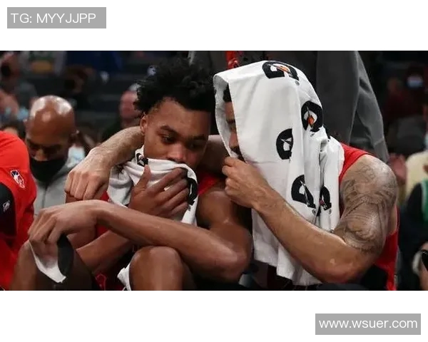 成都篮球队状态引发热议球迷对球队表现分歧明显