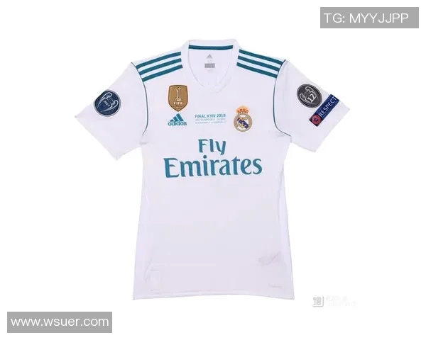 足球明星收藏者揭秘珍贵球衣与足球背后的故事与价值 足球明星收藏者揭秘珍贵球衣与足球背后的故事与价值